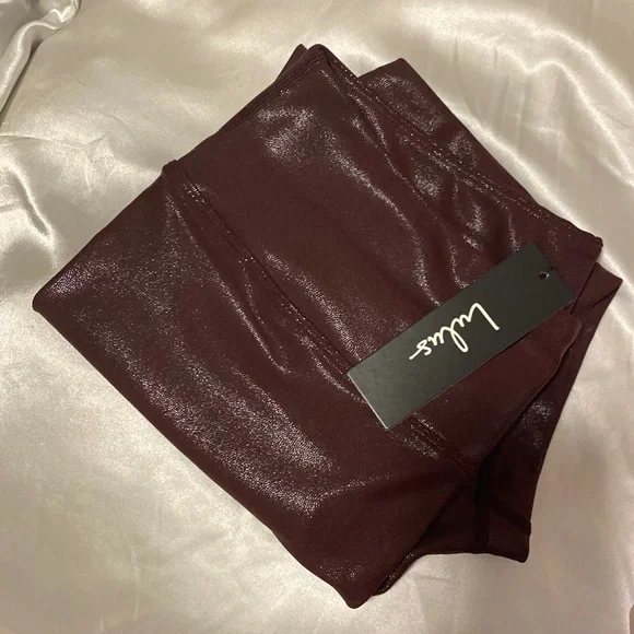 NWT Lulu’s Step Up metallic medium impact high waisted leggings - Picture 5 of 6